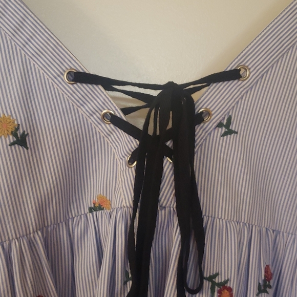 Beautiful summer dress. Size M - Picture 5 of 8